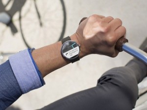 android-wear-smartwatch-bike